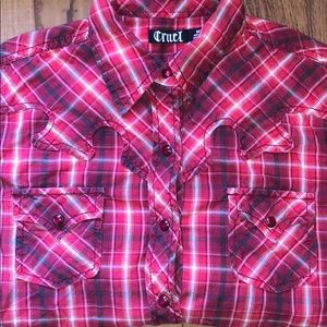 Women’s Pearl Snap shirt